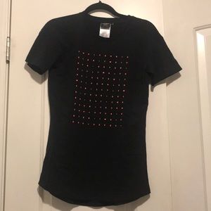 New Balance 247 black tee shirt